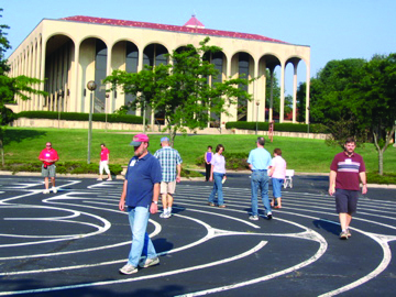 labyrinth-Unity-Village