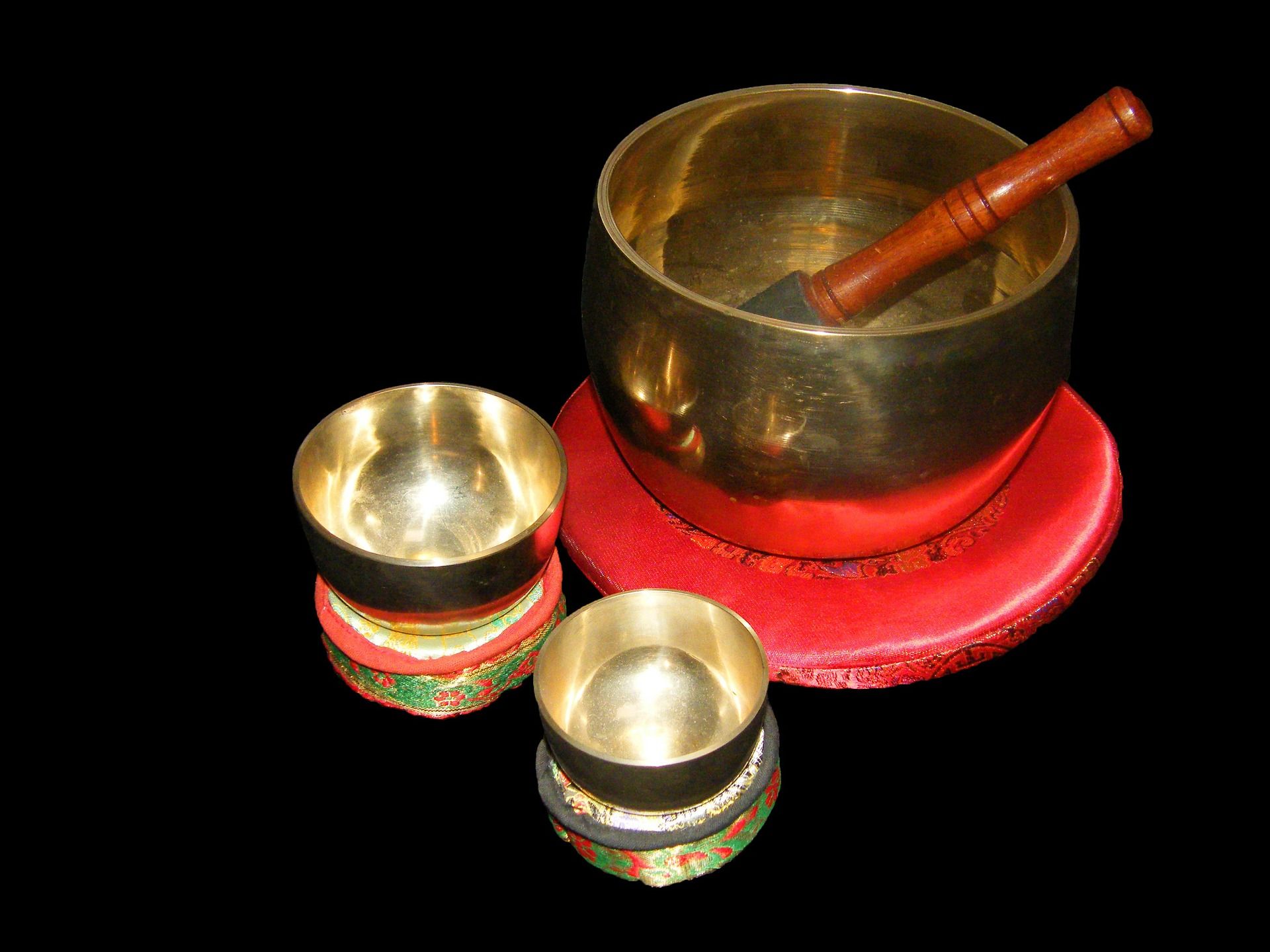 singing-bowls-242205_1920